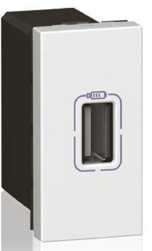 Розетка 1хUSB тип A Legrand Mosaic для кабель-канала Metra 1-м. 1 мод. белый картинка